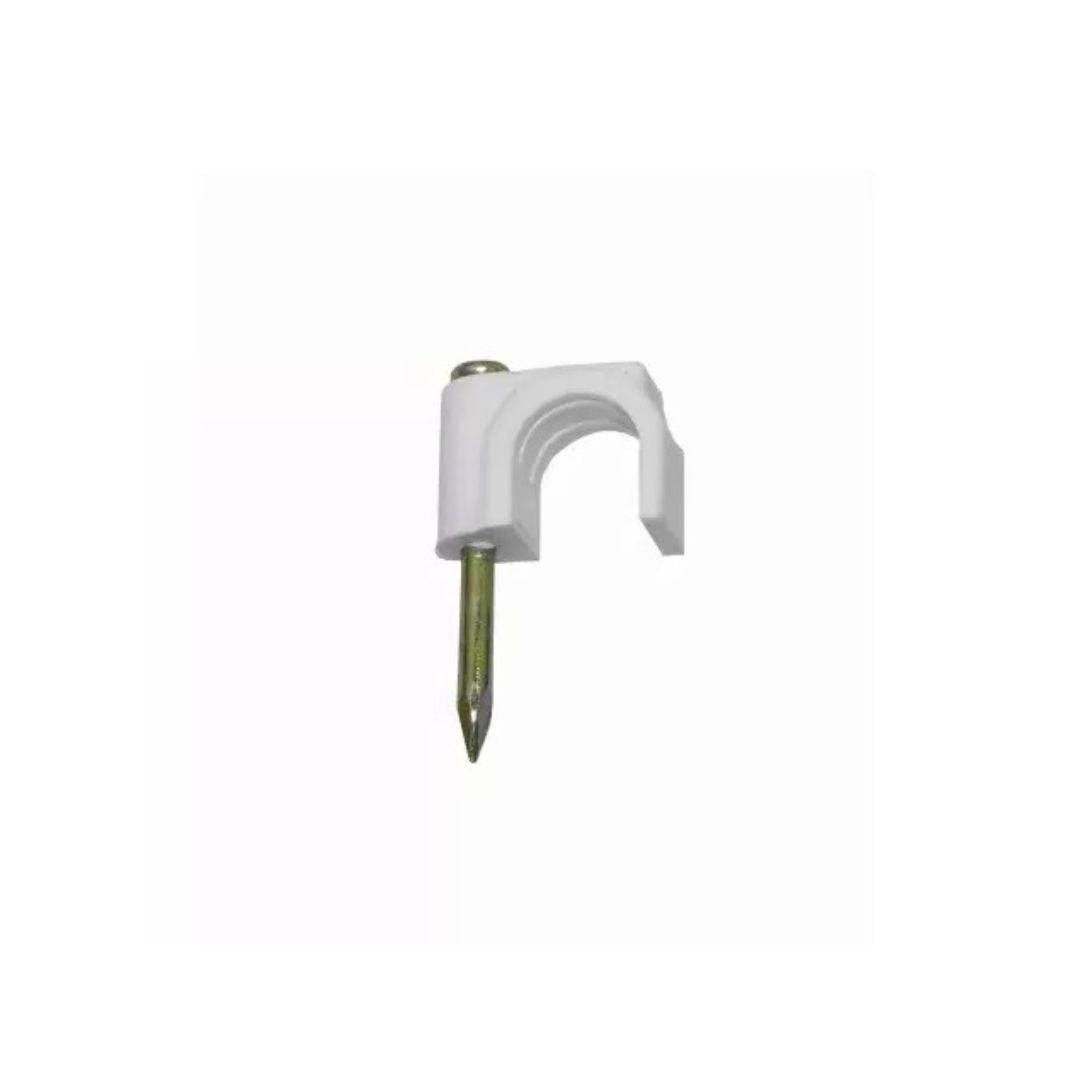 Estuche de grampas blancas coaxial 6mm 50U