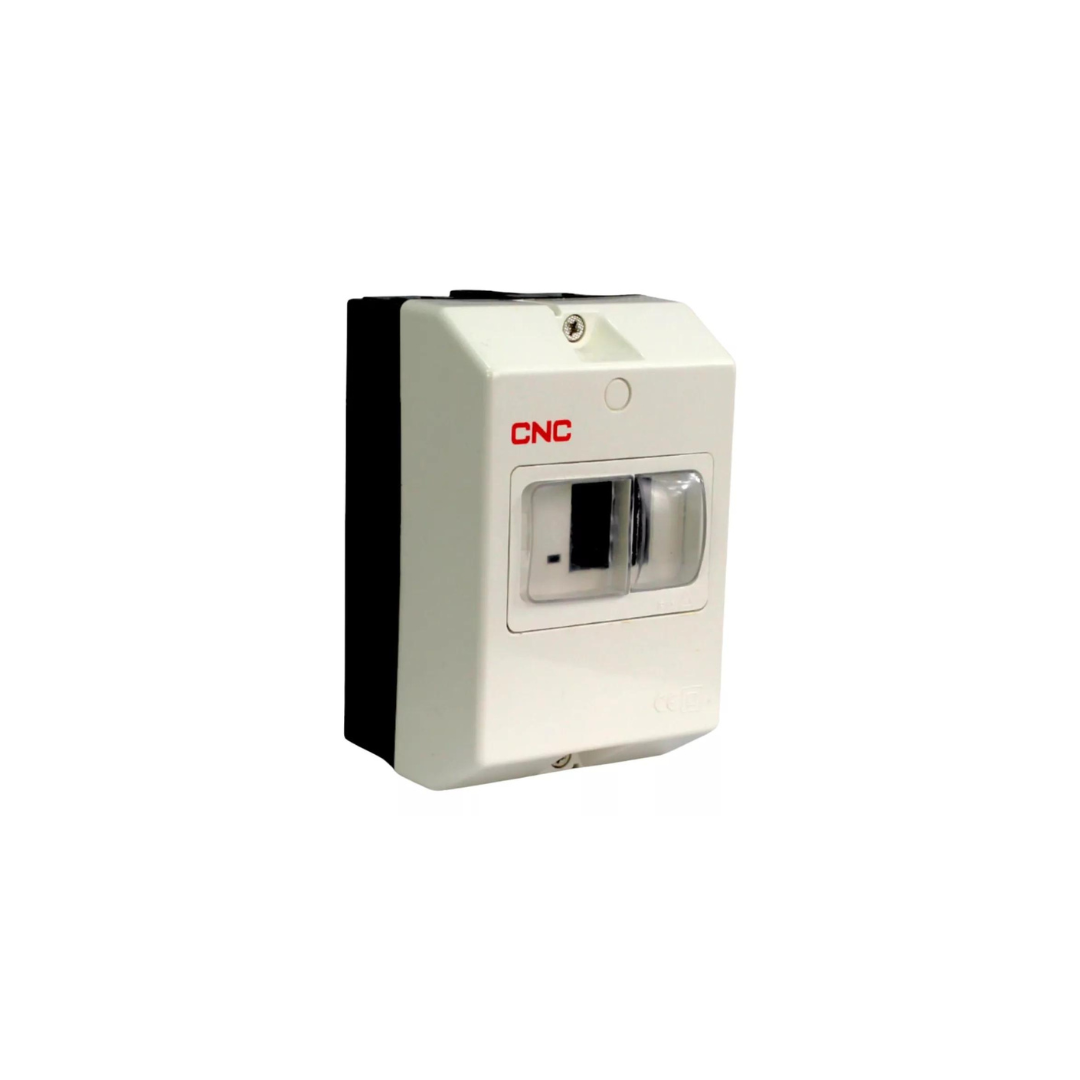 Caja para guardamotor con membrana