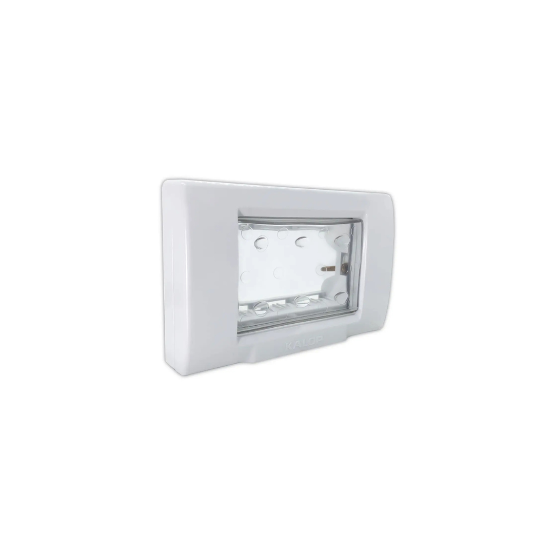 Tapa sobrepuesta hydrobox de 3 módulos