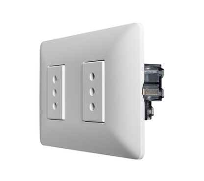 Enchufe doble blanco 10A certificado