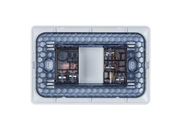 Enchufe simple 10A + toma usb blanca certificado