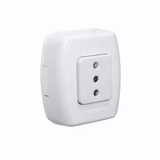 Enchufe simple 10A sobrepuesto Tekna certificado