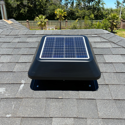 Extractor de techo con energía solar 25W