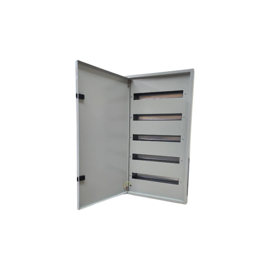 Gabinete metálico embutido de 100 modulos IP41