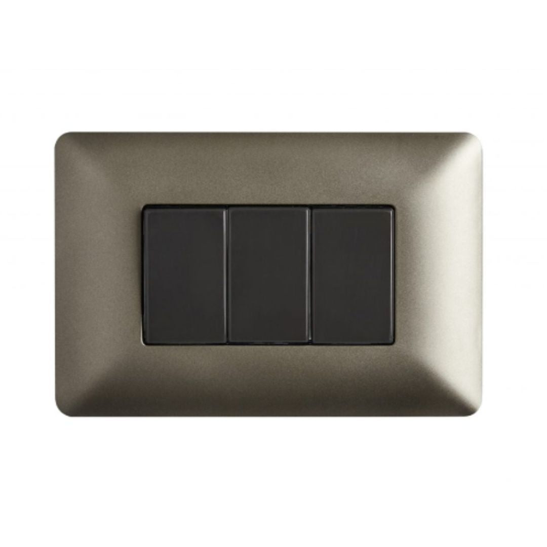 Interruptor triple 9/32 10A café certificado